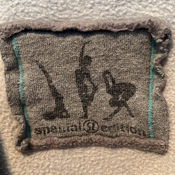 Lululemon special edition full zip Hoodie - Picture 7 of 7